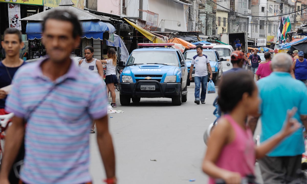 50% dos negros no Brasil já foram constrangidos pela polícia, diz pesquisa