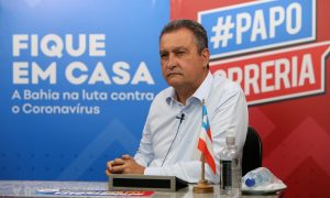 Bolsonaro foi fazer campanha e ajuda anunciada é ridícula, diz governador da Bahia