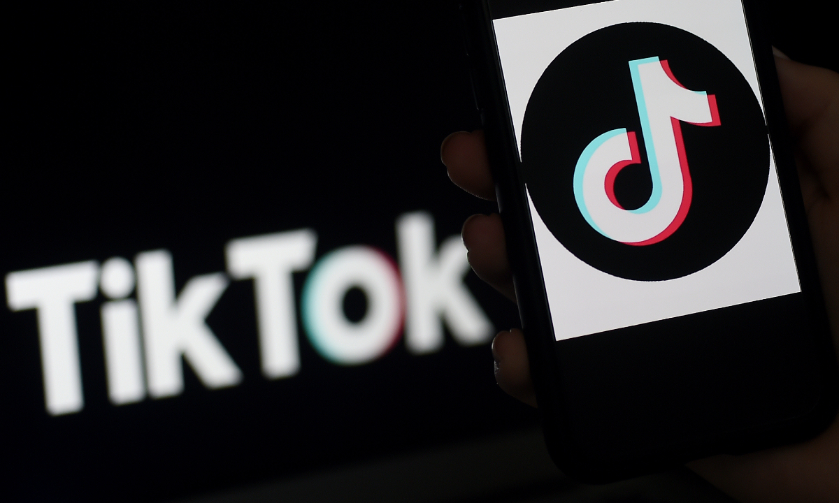EUA proíbem apps chineses TikTok e WeChat a partir de domingo