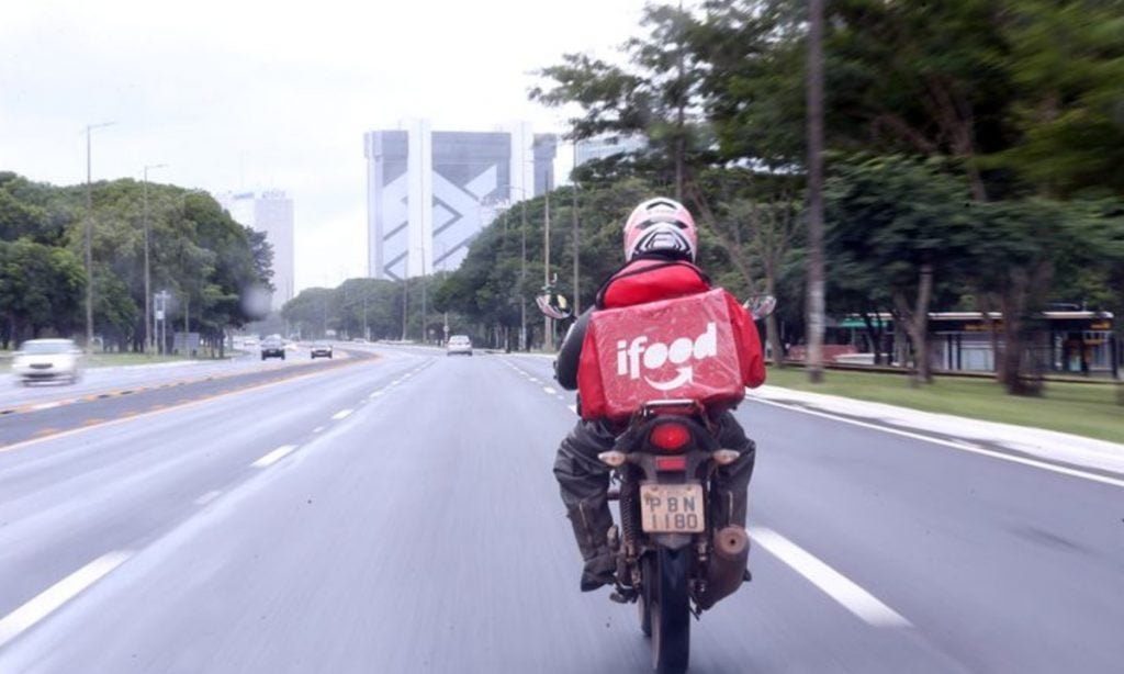 A máquina oculta de propaganda do iFood