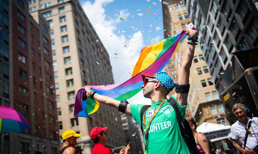 Facebook proíbe conteúdos que promovem “terapia de conversão” para LGBTs