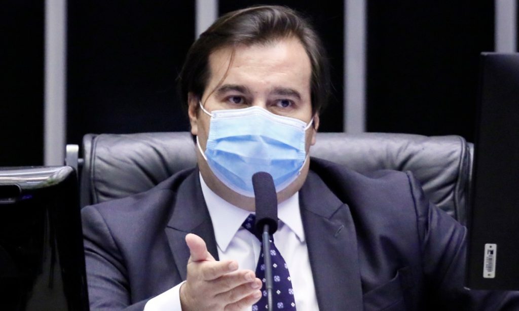 Rodrigo Maia rebate Guedes e diz que nova CPMF não passa no Congresso