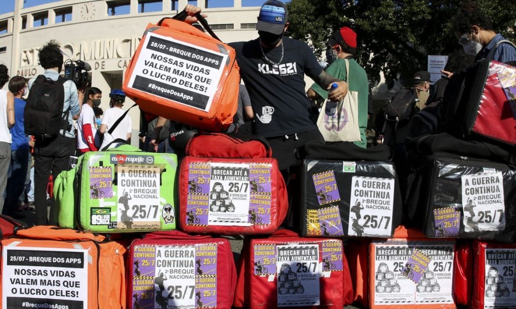 O perigoso ‘jabuti’ do PL que busca assegurar direitos aos entregadores de aplicativos