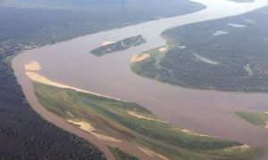 Petrolífera notifica presença de traços de óleo em rio da Amazônia peruana