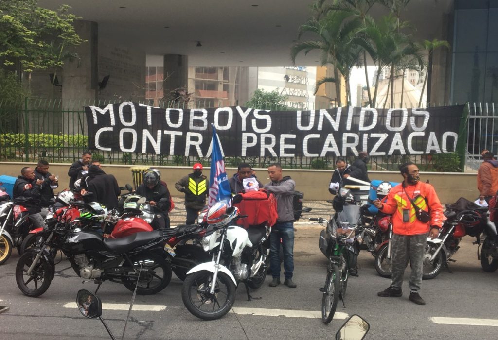 A importância da organização coletiva aos trabalhadores uberizados
