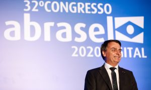 Bolsonaro defende trabalho infantil sob aplausos de empresários