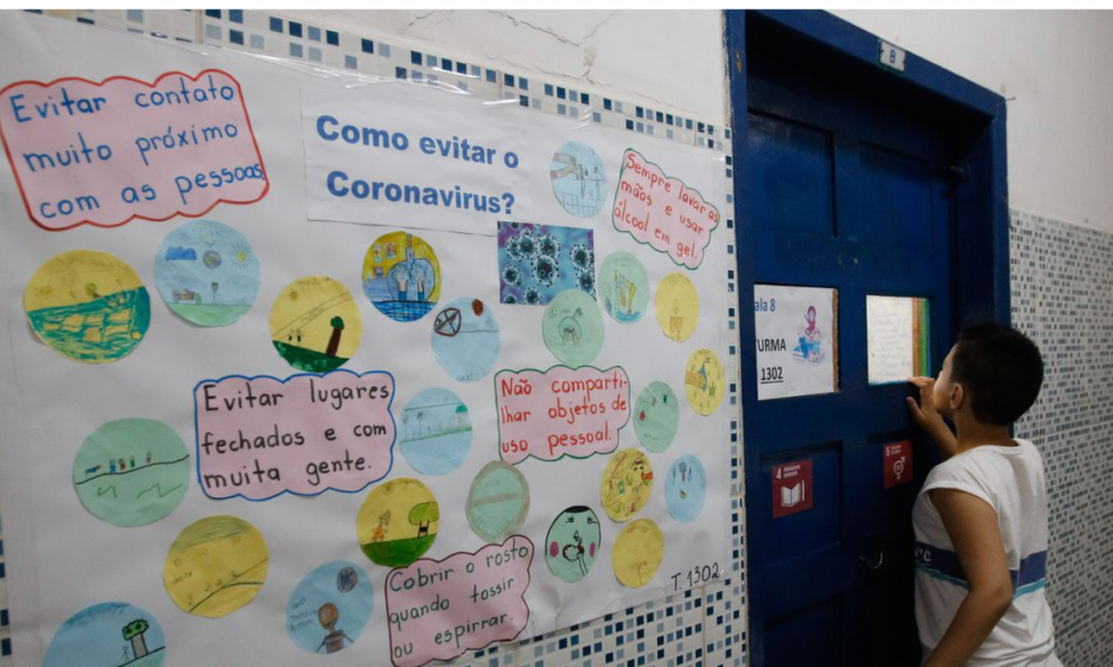 Política econômica, e não pandemia, é que vai levar escolas à falência