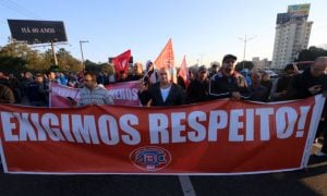 Após reforma trabalhista, Brasil perde 3 milhões de sindicalizados, diz IBGE