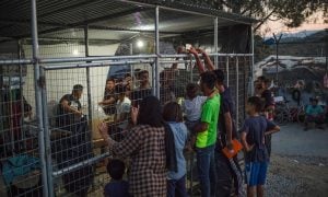Médicos Sem Fronteiras criticam quarentena em massa de refugiados na Grécia