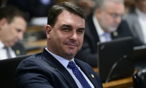 MP-RJ quer refazer parte das investigações das rachadinhas de Flávio Bolsonaro