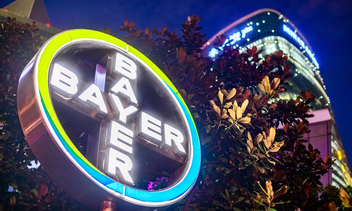 Bayer abre programa de trainee para profissionais negros; salário é de 6,9 mil reais