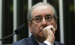 Juiz da Lava Jato determina que Cunha devolva seis carros de luxo