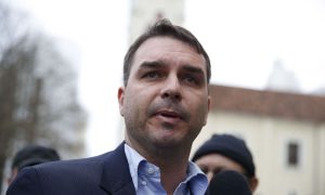 Quinta Turma do STJ julgará pedido de Flávio Bolsonaro para travar investigações