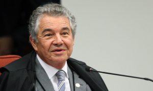Marco Aurélio decide adiar depoimento de Bolsonaro sobre suposta interferência na PF
