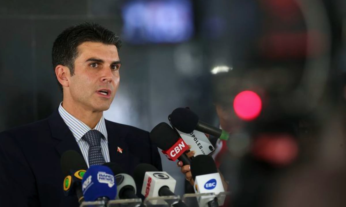 PF faz buscas no gabinete de Hélder Barbalho em operação sobre desvios na Saúde