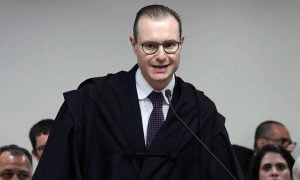 Avanço de Bretas contra advogados é abuso de autoridade, afirma Cristiano Zanin
