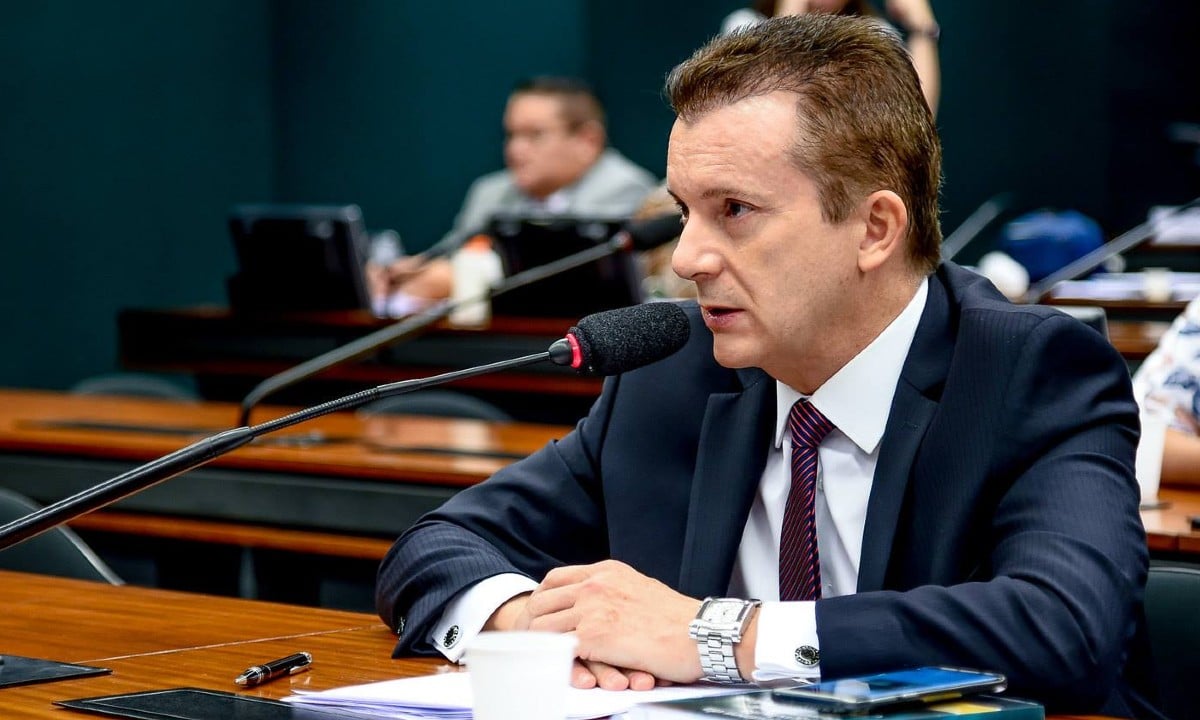 PSL rejeita coligação com Russomanno e registra candidatura de Joice em SP
