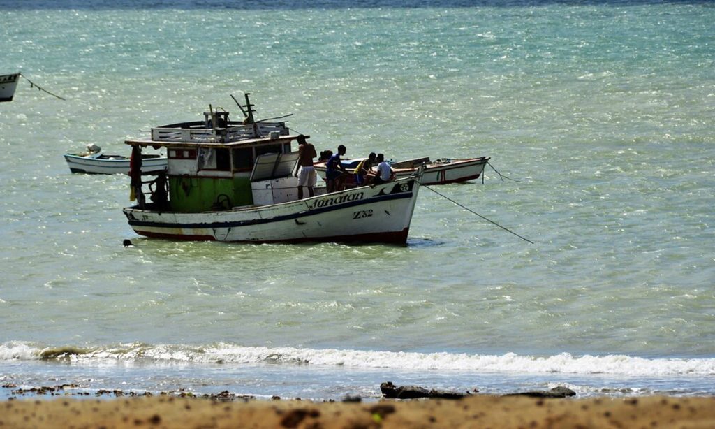 Comissão da Câmara aprova concessão de seguro-desemprego a pescador artesanal durante secas e enchentes
