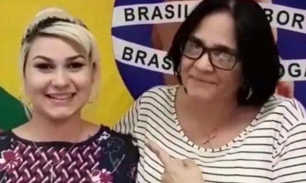 Advogadas cobram na Justiça explicações de Damares sobre contratação de Sara Winter