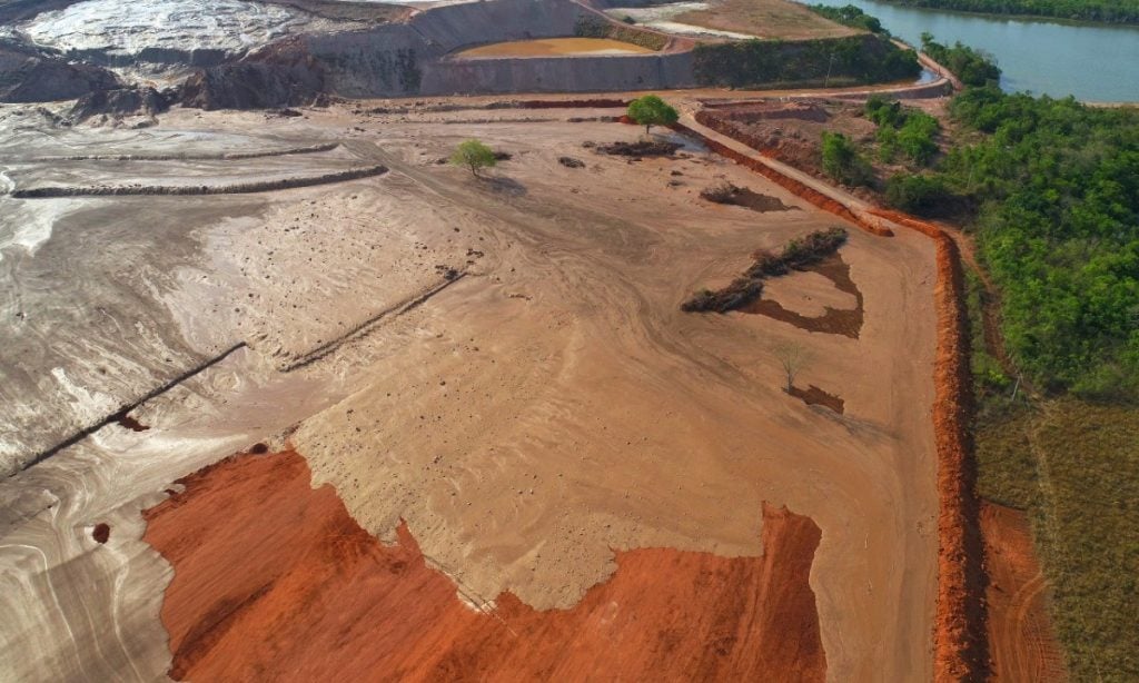 Governo prevê regulamentação de mineração em terras indígenas