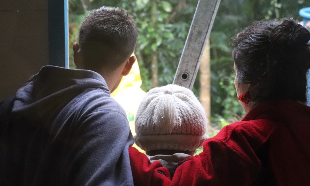 Artigo: Jovens caiçaras em defesa da vida e do território tradicional na Jureia