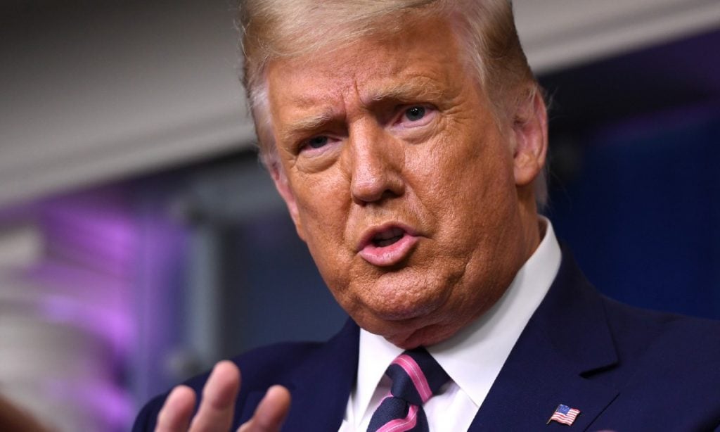 Trump espera vacina contra Covid-19 ‘para todos os americanos’ até abril