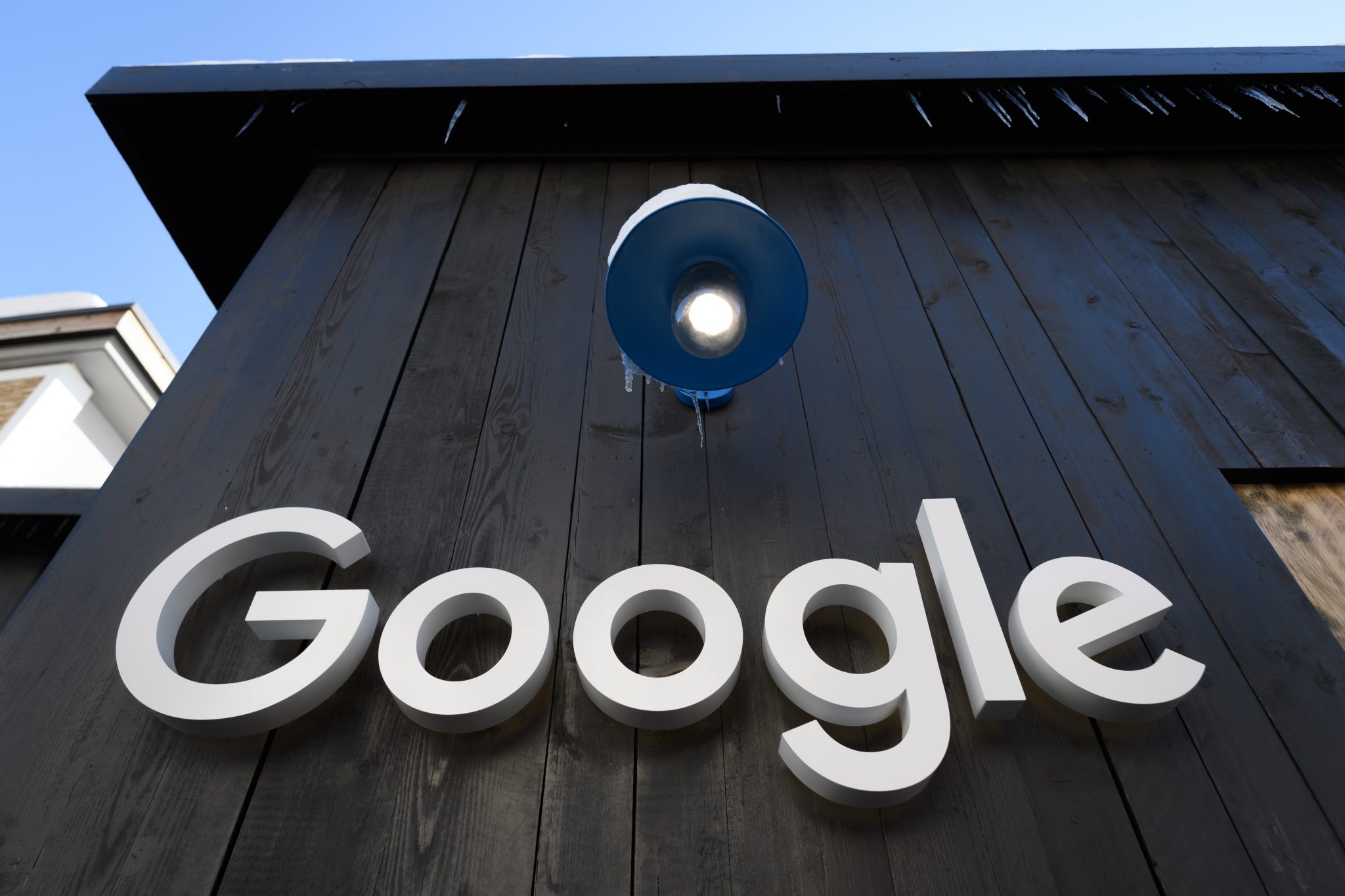 Mudança no algoritmo do Google impacta proprietários de pequenas empresas online
