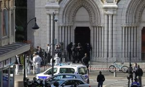 Ataque a faca em igreja na França deixa ao menos três mortos e feridos