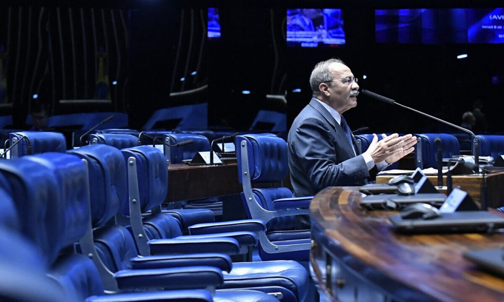 Barroso impede divulgação de vídeo da PF com dinheiro ‘entre nádegas’ de Chico Rodrigues