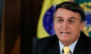 Bolsonaro diz que não é ele que tem que 'ir atrás' da vacina
