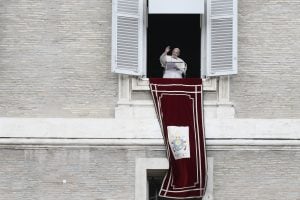 Papa aborda desigualdades e pede o fim do ‘dogma neoliberal’