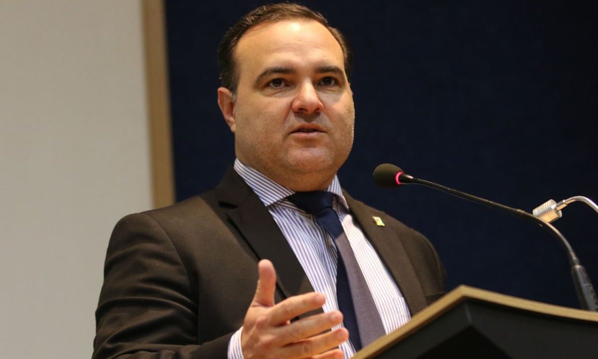 Comissão do Senado aprova nome de Jorge Oliveira para o TCU