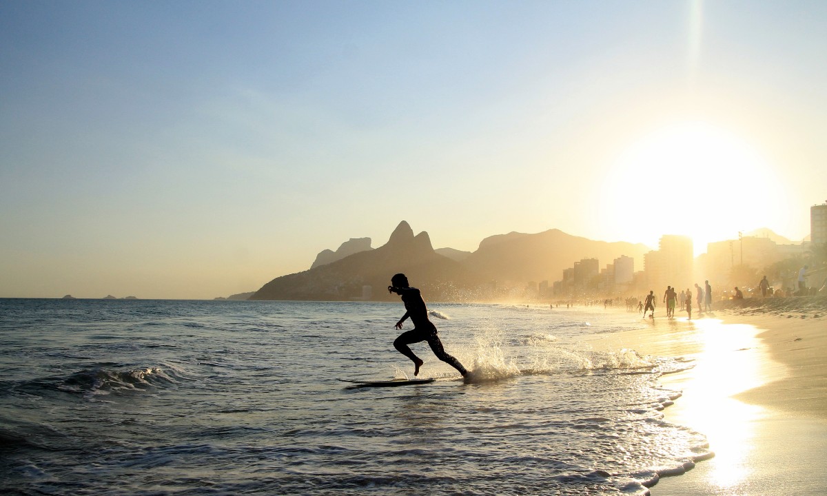Frente fria barra “onda infernal” de calor em cidades brasileiras