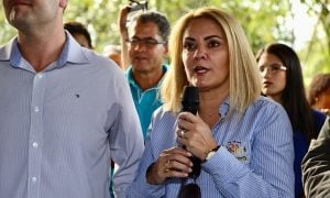 Quebra de sigilo em investigação sobre Carlos atinge ex-mulher de Bolsonaro