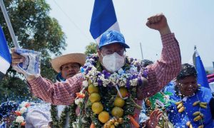 Direita se une para tentar evitar vitória do MAS na Bolívia