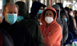 Casos de Covid-19 avançam em Nova York e EUA batem novo recorde de contaminação