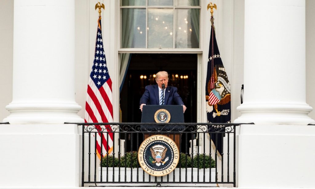Após cancelar debate virtual, Trump confirma mais dois comícios