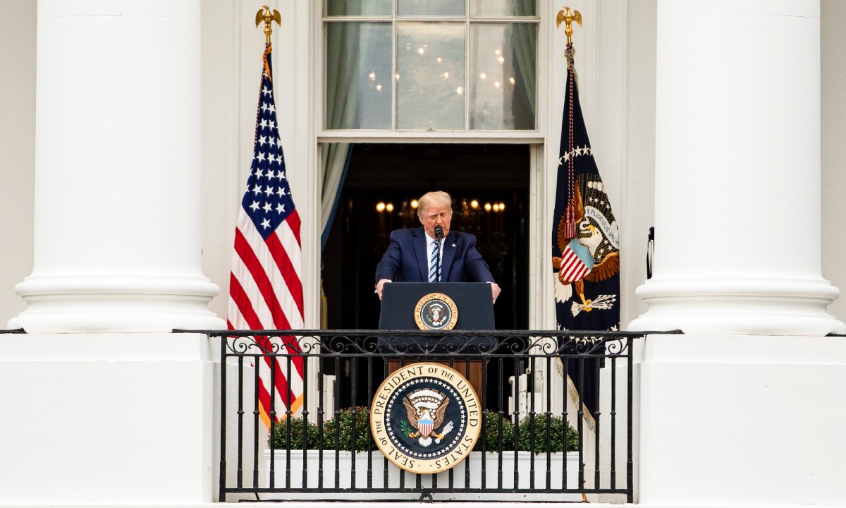 Após cancelar debate virtual, Trump confirma mais dois comícios