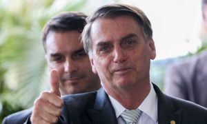 Bolsonaro envolve Abin e GSI em reunião sobre Flávio e ‘rachadinhas’