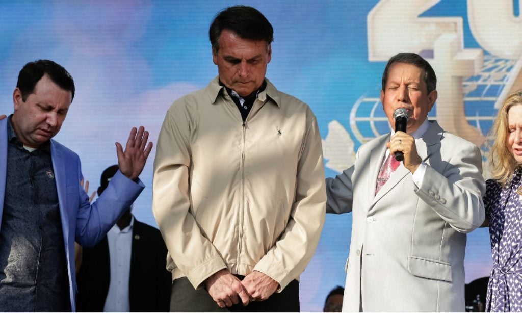 Um olhar sobre a bolsonarização das igrejas no Brasil