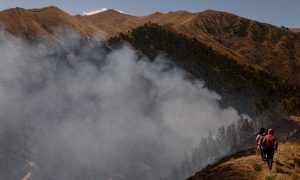 Termina incêndio florestal perto da zona arqueológica de Cuzco, no Peru