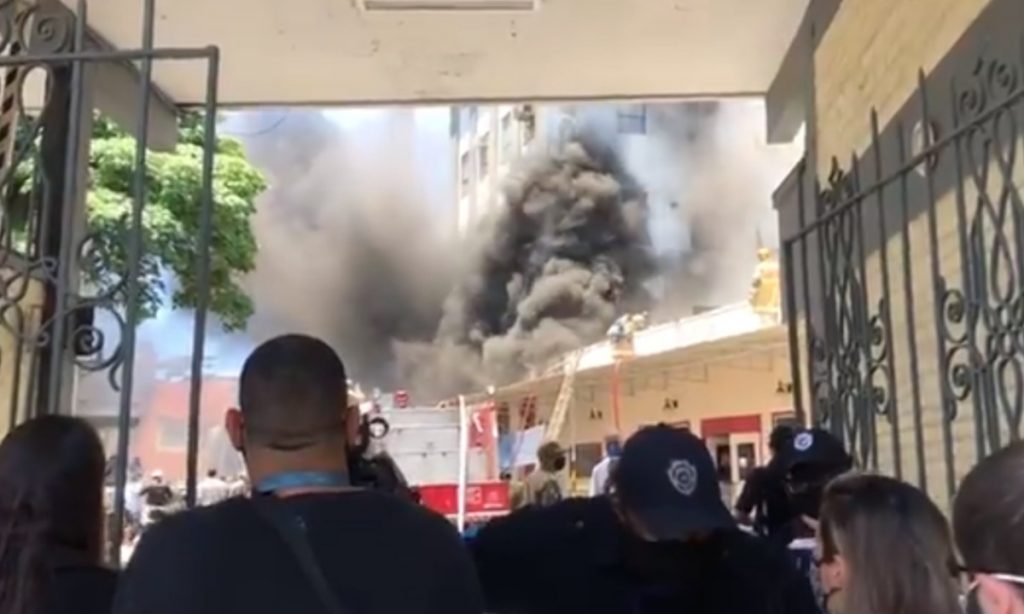 Paciente com Covid morre ao ser transferida durante incêndio