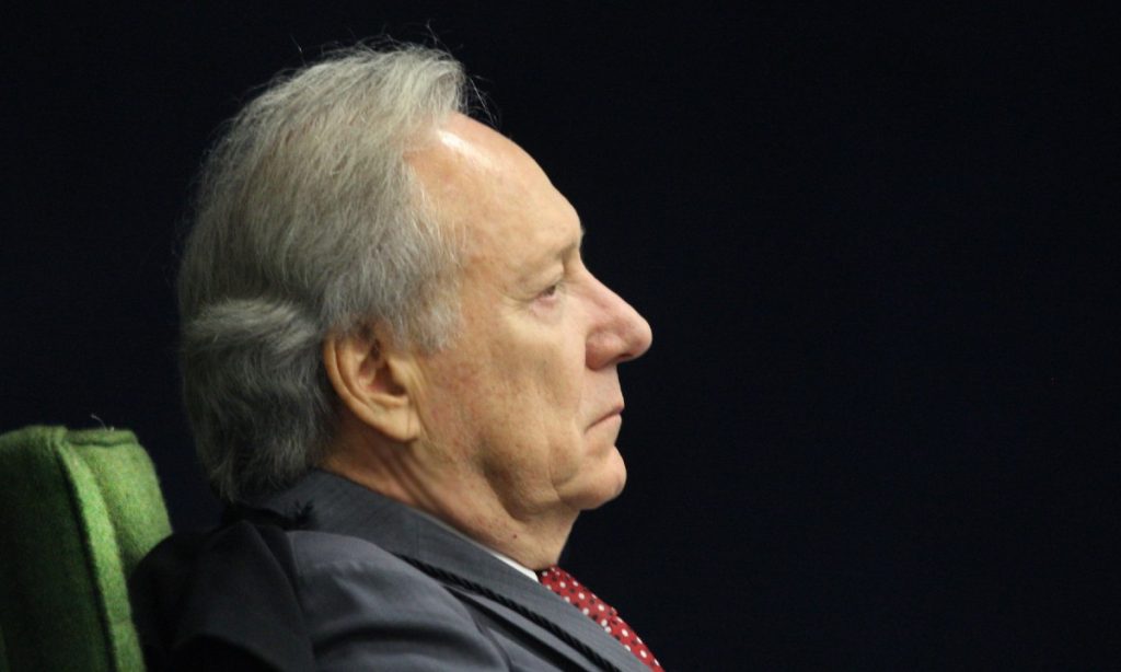 Deputado quer convocar Lewandowski à CPI do MST por elogios ao movimento