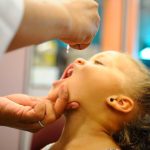 SP inicia campanha de vacinação contra paralisia infantil na segunda