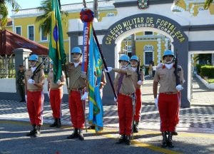 STF julga se alunos de colégios militares merecem cota em universidades federais