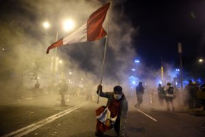 Peru vai votar para terceiro presidente em uma semana