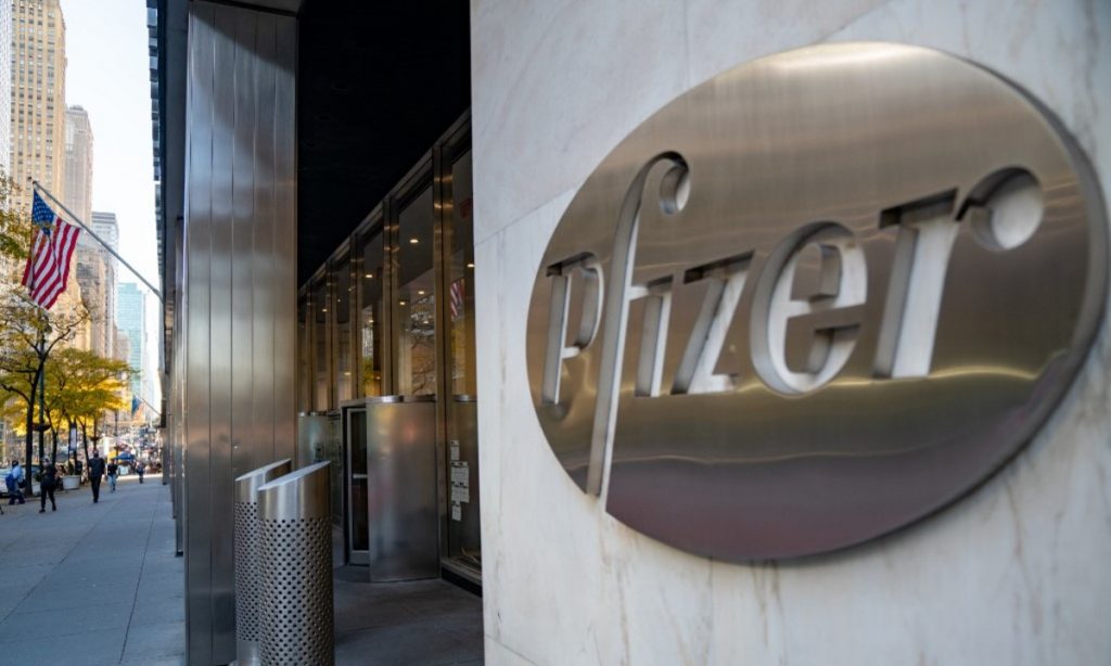 Covid-19: Vacina da Pfizer pode começar a ser administrada em março de 2021