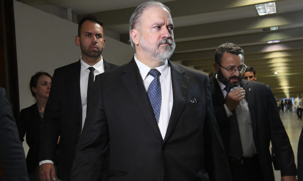 Aras: ‘Quem ganhou a eleição vai tomar posse. É o que nós esperamos’