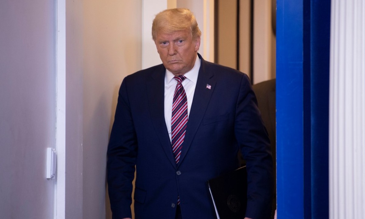 Ao longo das eleições, Trump deu sinais de que não aceitaria uma derrota. Créditos: BRENDAN SMIALOWSKI / AFP