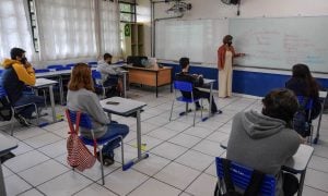 Sindicato de professores de SP não descarta greve contra volta às aulas em fevereiro
